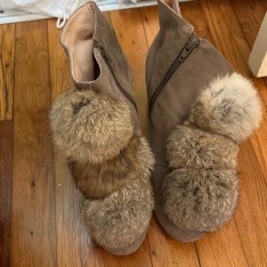 Cecilia bootie with fur Pom detail